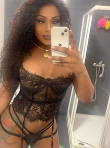 Vívian bombom, travesti em Porto 964269199