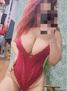 Valentina é uma escort de luxo com atendimento exclusivo