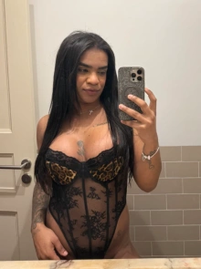 Duda, uma das melhores opções de escorts em Albufeira hoje