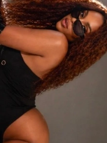 Beatriz destaca-se no diretório de damas de companhia pelo seu estilo