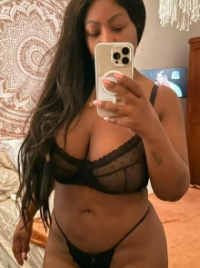 Tati Diniz, elegância e discrição no catálogo de Matosinhos