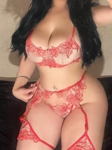 Isadora, uma das melhores opções de escorts em Aveiro hoje