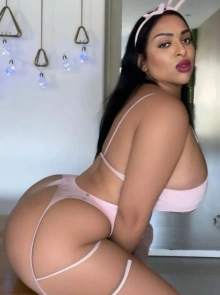 Roxanne , acompanhante em Albufeira 916395604