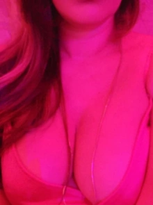 Yarina  é a escort em Campanhã ideal para o seu encontro