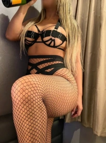 Karla, acompanhante em Portimão 911197374