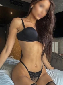 Karina, acompanhante em Braga 920607939