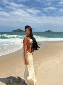 Suzanne, uma das acompanhantes em Albufeira mais cobiçadas