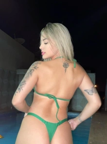 Luara, acompanhante de luxo em Coimbra com fotos reais de estúdio