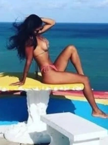 Agende o seu encontro com Maya, acompanhante com perfil ativo