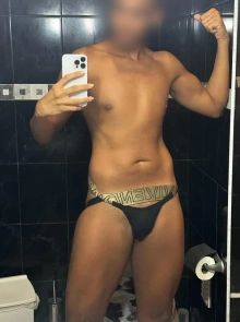 Ícaro albuquerq apresenta o seu álbum de fotos de acompanhante profissional