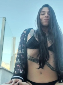 Procura discrição? Angel é a sua escort de confiança