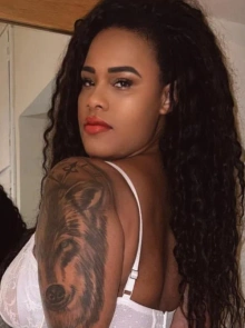 Laura, escort independente com disponibilidade imediata