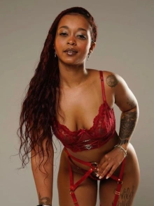 Sofia, elegância e classe como acompanhante de elite