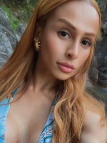 Isabela brunnet, elegância e classe como acompanhante de elite