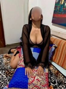 Descubra Gaby Ferraz, uma das escorts grandes-mamas em Porto mais bem cotadas