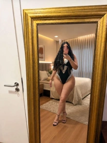 Encontre Safira na nossa lista de damas de companhia
