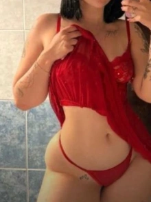 Thalia, uma das acompanhantes mais requisitadas do momento