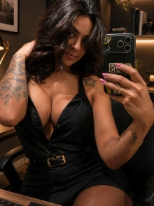Estrela Garcia, um rosto novo no catálogo de escorts VIP