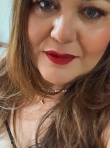 Luana, uma das melhores opções de escorts em Aveiro hoje