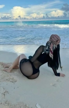 stories-slider-user-avatar