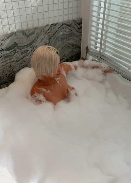 Monique, acompanhante em Porto 963469248