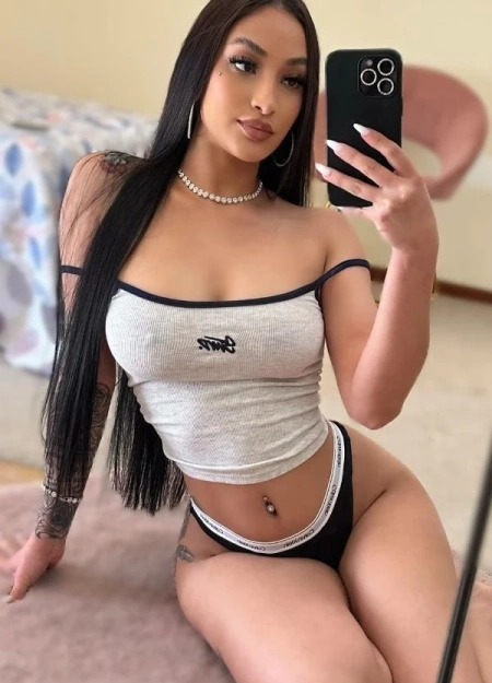 Agende o seu encontro com Aline Dantas, acompanhante com perfil ativo
