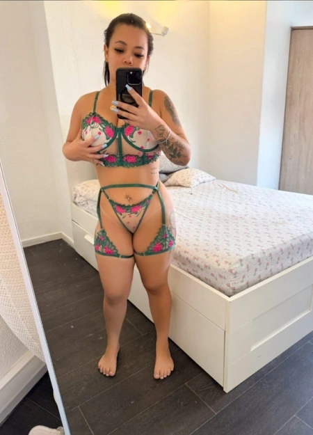 Bia Neves, acompanhante em Lisboa 925148840