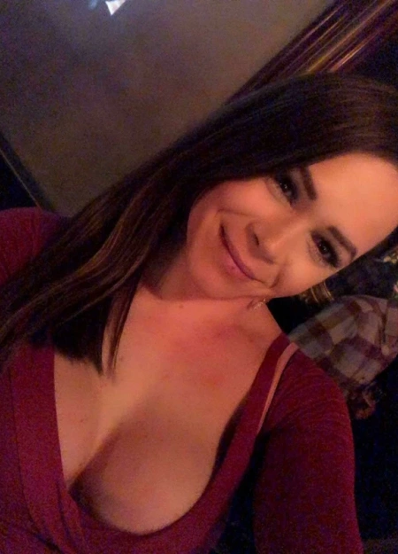 Babi moura, travesti em Porto 915596915