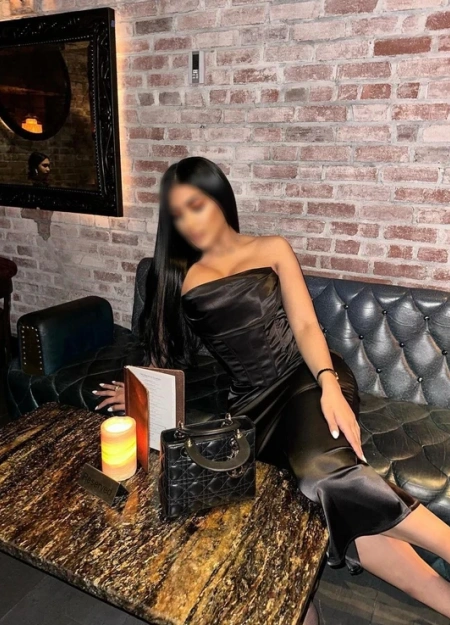 LORENA, acompanhante em Porto 963479139