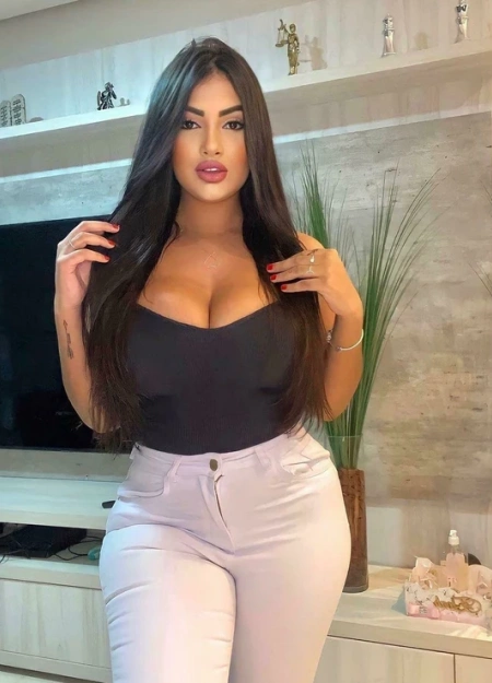 Yasmin, acompanhante em Lisboa 962438572