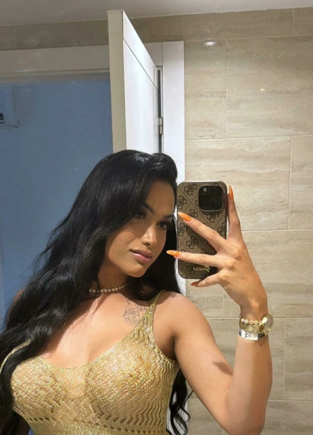 Imola khalifa, travesti em Lisboa 910946627