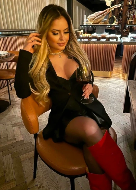 Naty VILAMOURA, acompanhante em Faro 913486848