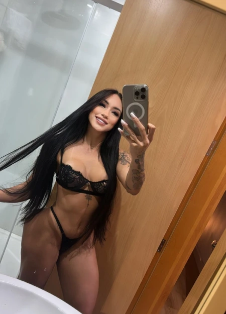 Aline Tavares , acompanhante em Albufeira 914998471