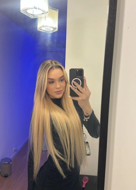 Nicolly , travesti em Lisboa 967056154