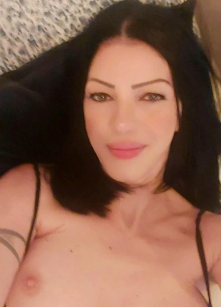 Roxana, acompanhante em Lisboa 922267533