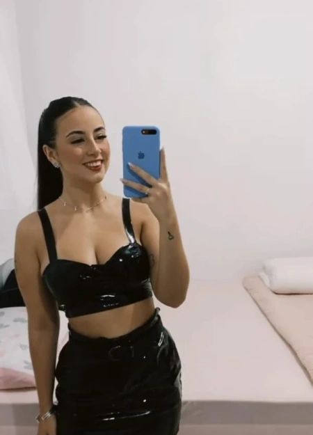 GABY , acompanhante em Albufeira 927454823