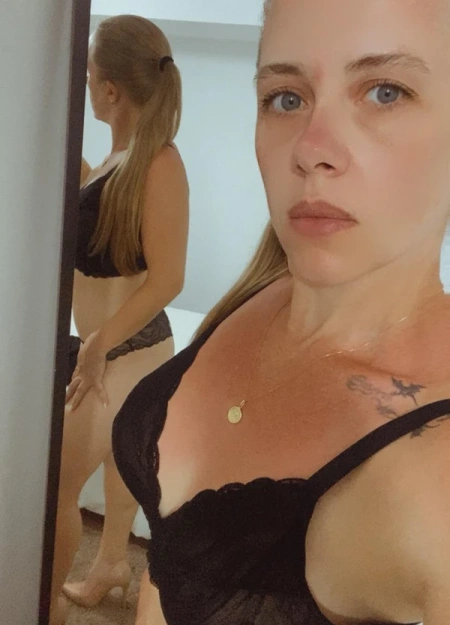Karol, acompanhante em Albufeira 961726882