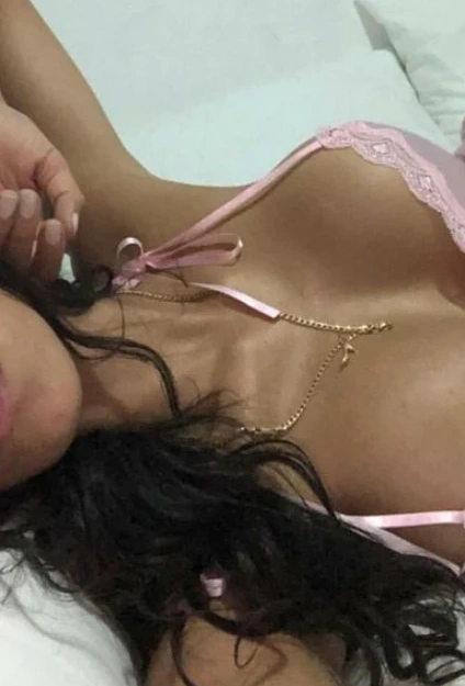 LIA, acompanhante em Porto 934030810