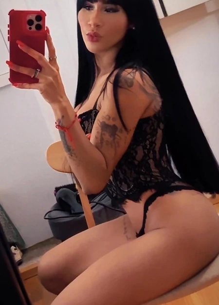 NAH, acompanhante em Porto 933888043