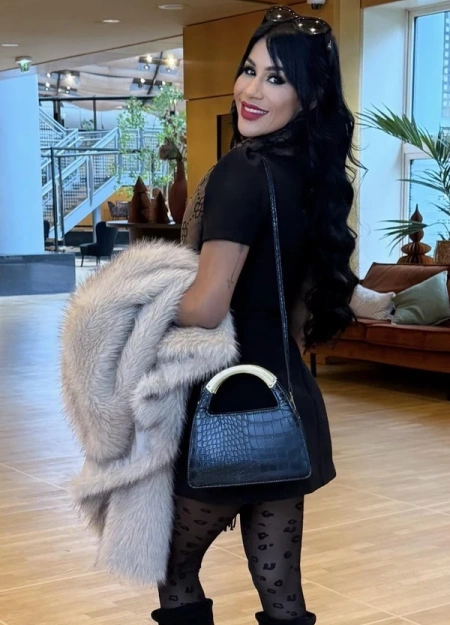 NAH, acompanhante em Lisboa 933888043