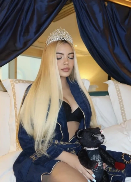 Karine, acompanhante em Porto 911583248