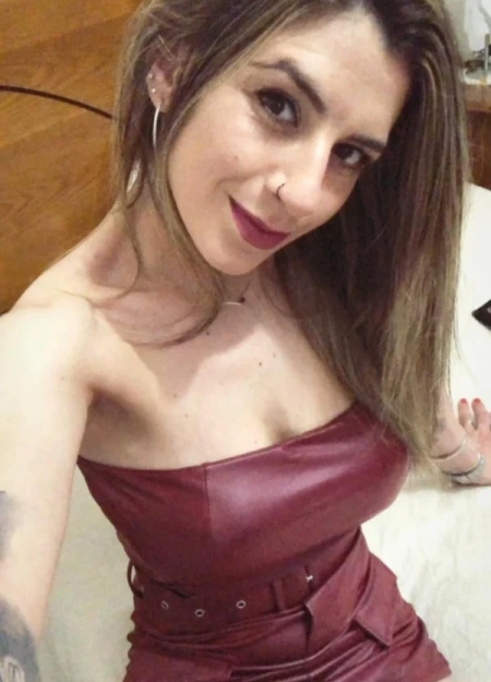 Júlia, acompanhante em Braga 918351397
