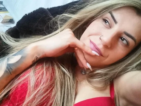 Júlia, acompanhante em Braga 918351397