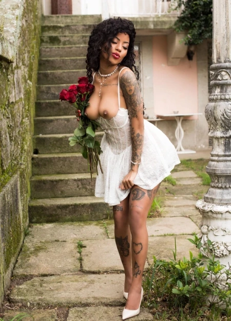 Linda Black, acompanhante em Porto 925853321