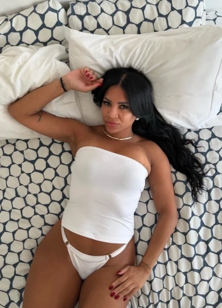 Encontro exclusivo com Luiza, uma das escorts em Leiria top