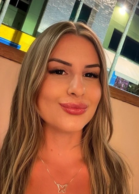 Procura escort em Lisboa? Elena é uma ótima escolha