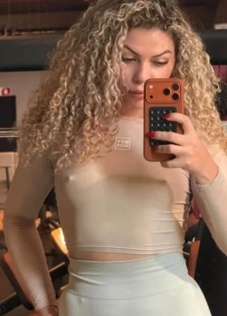 Anna Laura é uma escort em Viseu com perfil verificado