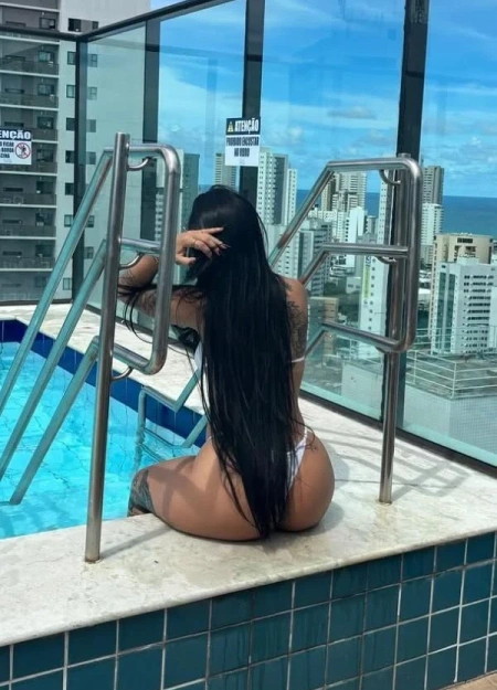 Descubra Sabrina maria, uma escort em Oeiras de alto nível