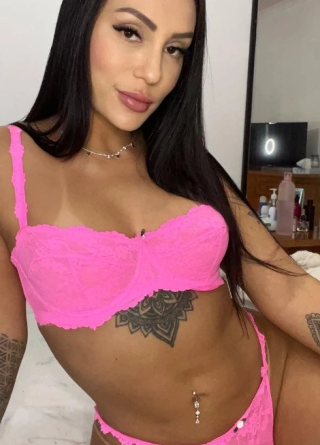 Monique Reis, uma das melhores opções de escorts em Braga hoje