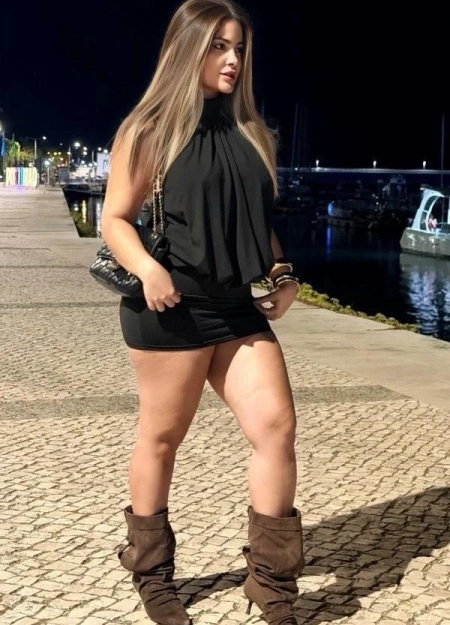 Mia, uma das acompanhantes em Portimão mais cobiçadas